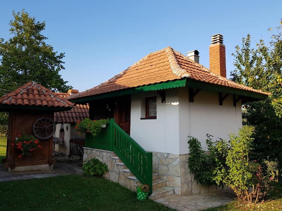 Etno Selo Rajski Konaci Guest House Leusici Exterior foto